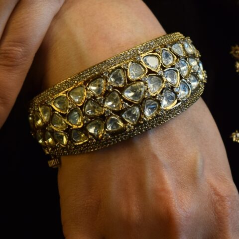 Regal Harmony Bangle